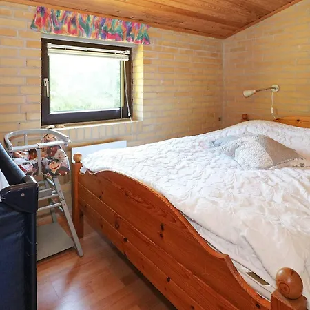 Casa vacanze 8 Person In Hadsund *